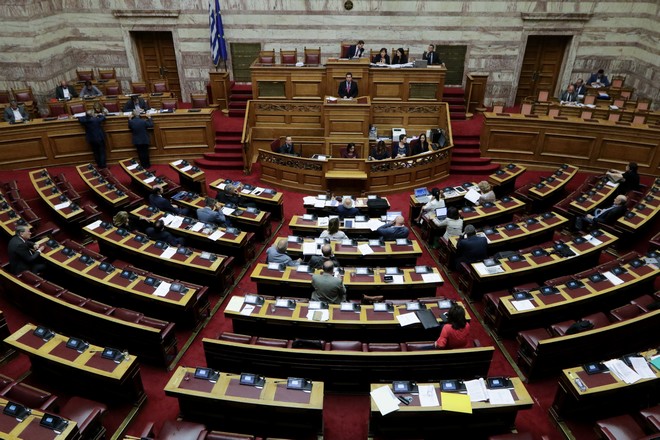 Βουλή: Απορρίφθηκε ένσταση αντισυνταγματικότητας στο πολυνομοσχέδιο για υπερταμείο – αποθεματικά