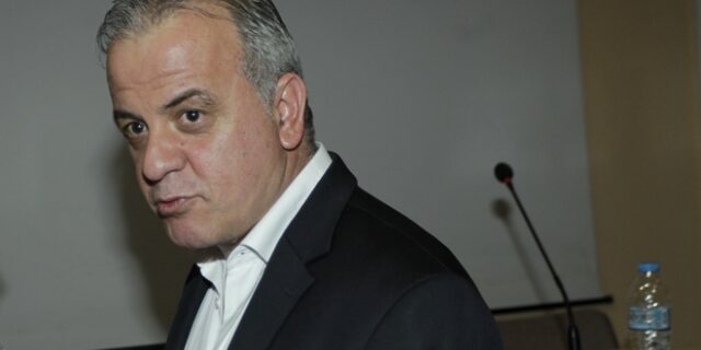 Μ. Όθωνας: Θέση ευθύνης το αίτημα για άμεσες εκλογές