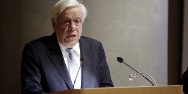 Παυλόπουλος: Η ποίηση του Καβάφη πρέπει ν’ αποτελεί οδηγό εθνικής αυτογνωσίας