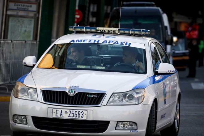 Κτηνωδία στη Θεσσαλονίκη: 43χρονη πέταξε κουτάβι από τον έβδομο όροφο