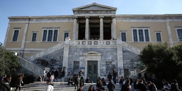 Σκέψεις να μετατραπεί σε μουσείο το Πολυτεχνείο: Ποια η γνώμη σας;