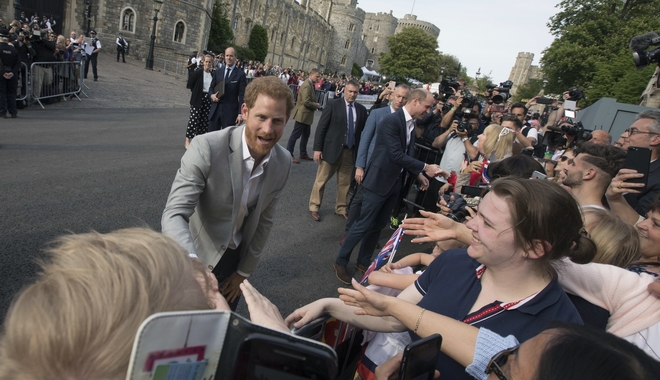 Βασιλικός γάμος: Ο Χάρι έγινε Δούκας πριν ανέβει τα σκαλιά της εκκλησίας