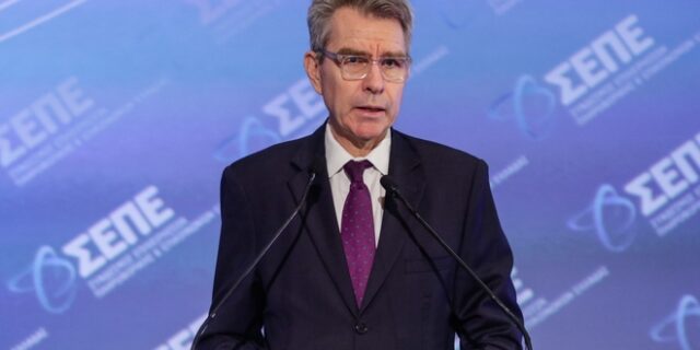 Πάιατ: Υπάρχουν επενδυτικές ευκαιρίες στην Ελλάδα