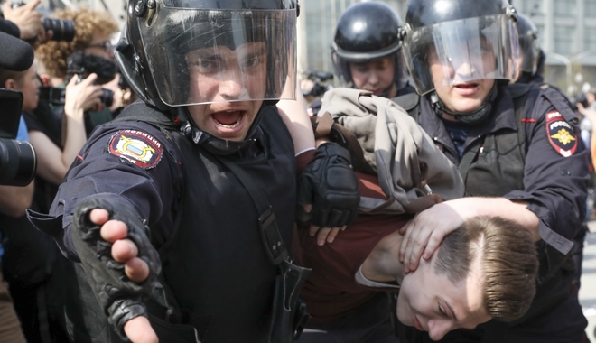 OVD-Info: Ο Πούτιν συλλαμβάνει αντιφρονούντες
