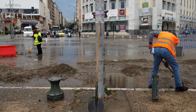 Θεσσαλονίκη: Έως το βράδυ θα έχουν αποκατασταθεί οι βλάβες στην ηλεκτροδότηση