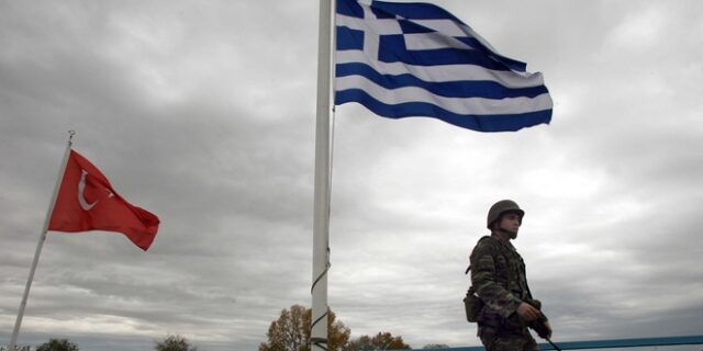 Τούρκοι φυγάδες: Έτσι μας έσωσαν Έλληνες στρατιώτες στον Έβρο