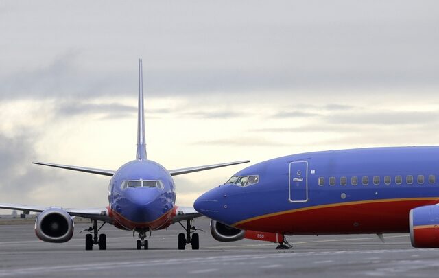 Τρόμος στον αέρα: Έσπασε παράθυρο αεροπλάνου της Southwest Airlines
