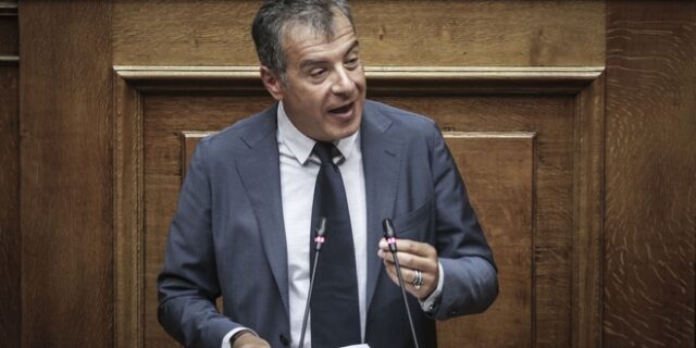Το συλλαλητήριο για το Σκοπιανό συνέδεσε ο Θεοδωράκης με την επίθεση σε Μπουτάρη