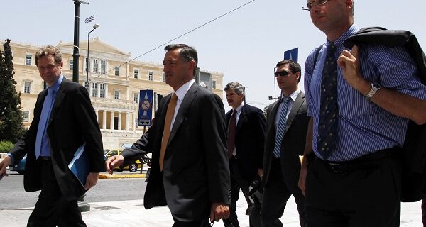 Αποκάλυψη τώρα: Η ακραία αξίωση της τρόικας που δε μάθαμε ποτέ