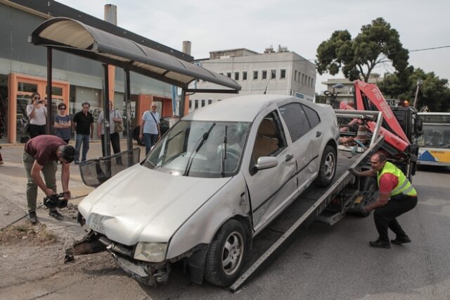 Τροχαίο δυστύχημα στη Μεταμόρφωση: Τον έλεγχο του αυτοκινήτου έχασε ο οδηγός
