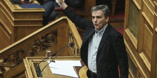 Με τη… Τζούλια Ρόμπερτς παρομοίασε τη γοητεία της κυβέρνησης ο Τσακαλώτος