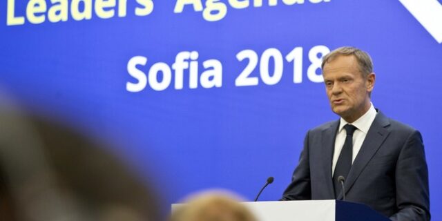 Τουσκ: Το Brexit δεν “έφυγε” με Τζόνσον και Ντέιβις, αλλά ποιος ξέρει;