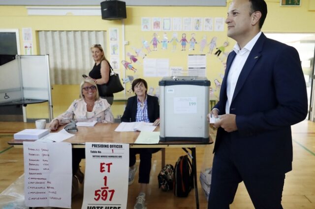 Πρωθυπουργός Ιρλανδίας: “Αθόρυβη επανάσταση” η ψήφος για αποποινικοποίηση των εκτρώσεων