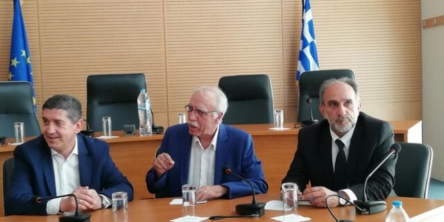 Βίτσας για μεταναστευτικό: “Πρέπει πάντα να ψάχνουμε και να βρίσκουμε τις λύσεις”