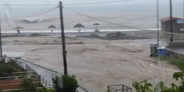 Λάρισα: Σοβαρά προβλήματα από την κακοκαιρία