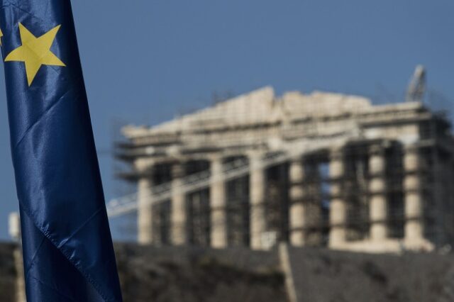 «Η ελληνική κρίση τελειώνει εδώ»: Πώς είδε ο διεθνής Τύπος τη συμφωνία στο Eurogroup