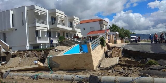 Εικόνες βιβλικής καταστροφής στα Βρασνά Θεσσαλονίκης