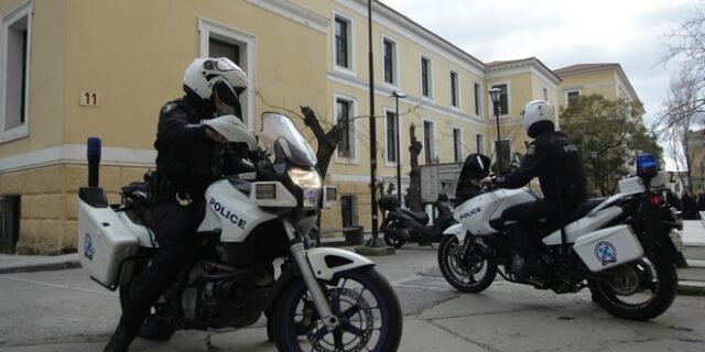 Στο ειδώλιο σήμερα 12 μέλη του Ρουβίκωνα – Με κάλεσμα απαντά η αναρχική συλλογικότητα