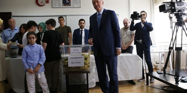 Ταγίπ Ερντογάν, ένας λαβωμένος Σουλτάνος