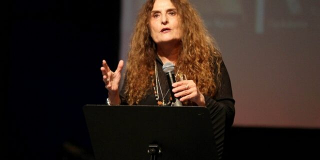 H Σοφία Φιλιππίδου και το περιστατικό με κουκουλοφόρο στα Εξάρχεια