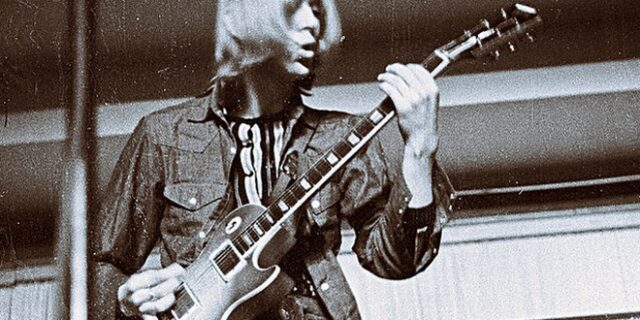 ”Έφυγε” ο θρυλικός κιθαρίστας των Fleetwood Mac Ντάνι Κίρουαν