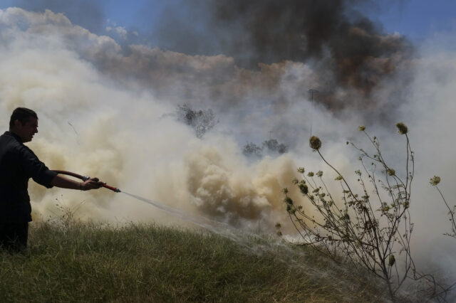 Πάτρα: Φωτιά στην περιοχή Ριγανόκαμπος