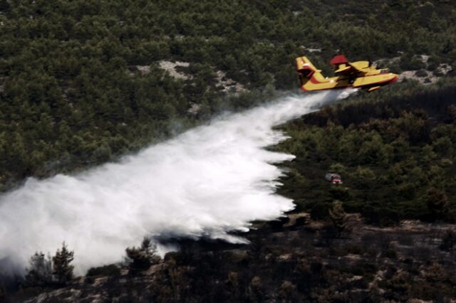 Πυρετώδεις προετοιμασίες για την αντιμετώπιση των πυρκαγιών