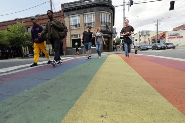 Stonewall: Η εξέγερση που οδήγησε στη γέννηση των “Pride”