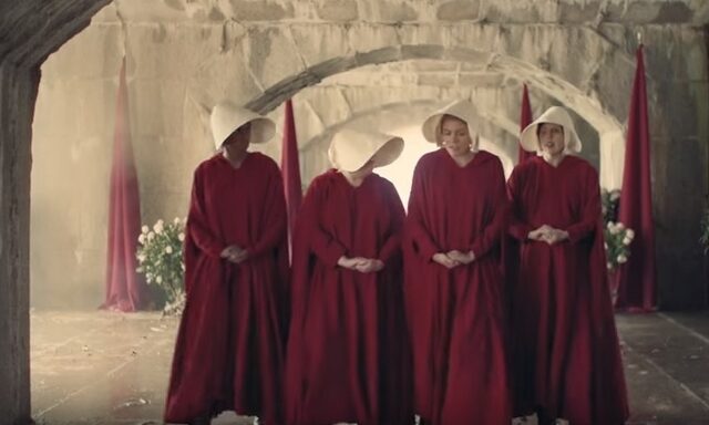 The Handmaid’s Tale: Εσύ πόσο μακριά θα έφτανες για την ελευθερία σου;