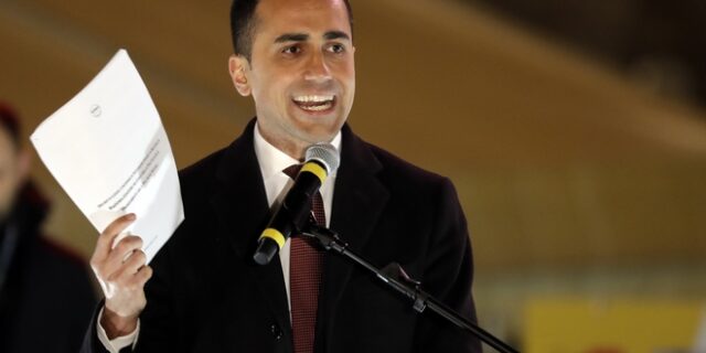 Ιταλία: Η νέα κυβέρνηση “ξηλώνει” τη μεταρρύθμιση Ρέντσι για τα εργασιακά