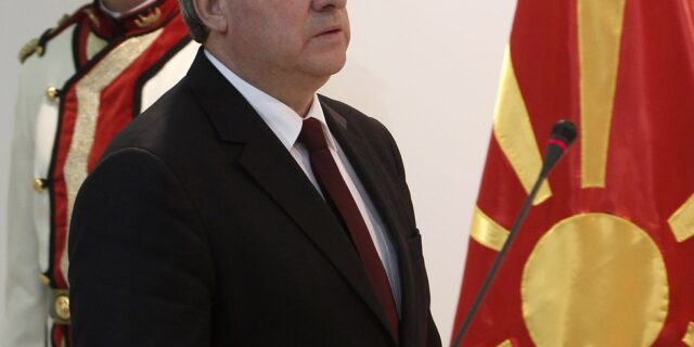 Γκεόργκι Ιβάνοφ: Ο πρόεδρος που επιμένει στο “όχι” στη συμφωνία των Πρεσπών