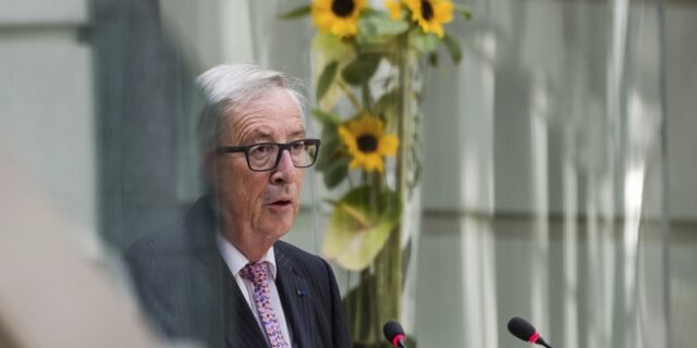 Γιούνκερ: Μοιράζομαι τη συγκίνηση όλων των Ελλήνων για την αποφυλάκιση των στρατιωτικών