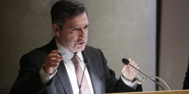 Μήνυση Καμίνη κατά Destiny Investments για τη χορήγηση χρυσής βίζας