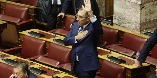 Διεγράφη ο Δ.Καμμένος. Αιχμές από ΣΥΡΙΖΑ- ΑΝΕΛ