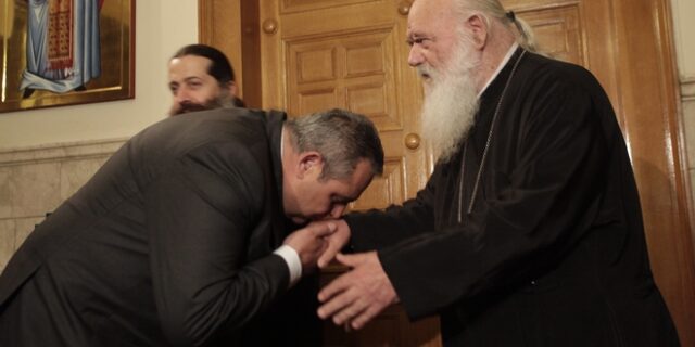 Στον Ιερώνυμο τρέχει ο Καμμένος για το μη διαχωρισμό Εκκλησίας- Κράτους
