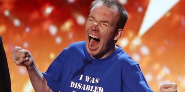 Ο νικητής του ‘Βρετανία Έχεις Ταλέντο’ “ήταν ανάπηρος πολύ πριν γίνει της μόδας”