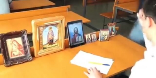 Ο μαθητής που πέρασε τη βοήθεια του Θεού, στις εξετάσεις, στο επόμενο επίπεδο