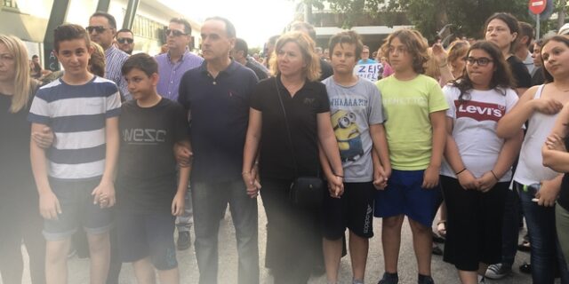Μενίδι: Πορεία κατοίκων στη μνήμη του 11χρονου Μάριου