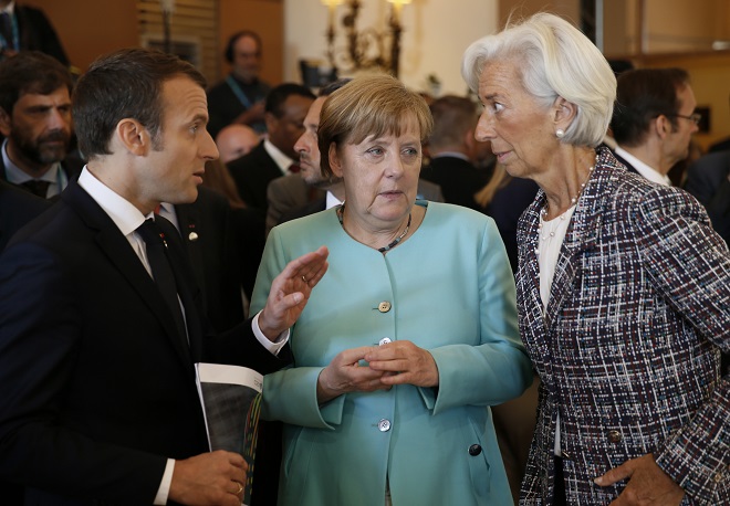 Financial Times: Ραντεβού στο Παρίσι για το ελληνικό χρέος