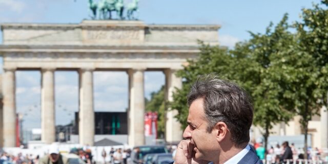 Μητσοτάκης σε Σολτς: Θα μειώσω άμεσα φορολογικούς συντελεστές στις επιχειρήσεις