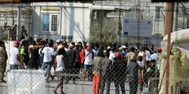 Νίκος Τρακέλλης: Η Μόρια καταστρέφεται από την αδιαφορία
