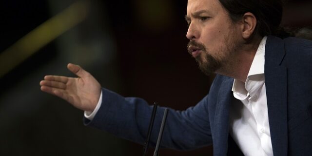 Podemos: “Ανάξια για πρώην αρχηγό κράτους η φυγή του τέως βασιλιά στο εξωτερικό”
