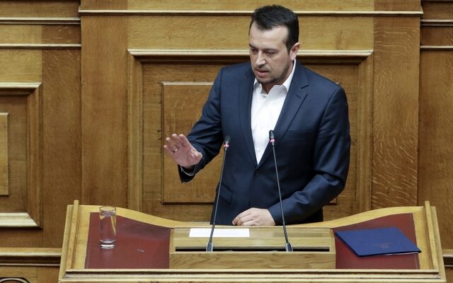 Παππάς: Ο Σαμαράς έσκισε ό,τι είχε απομείνει από το φιλελεύθερο κοστούμι Μητσοτάκη