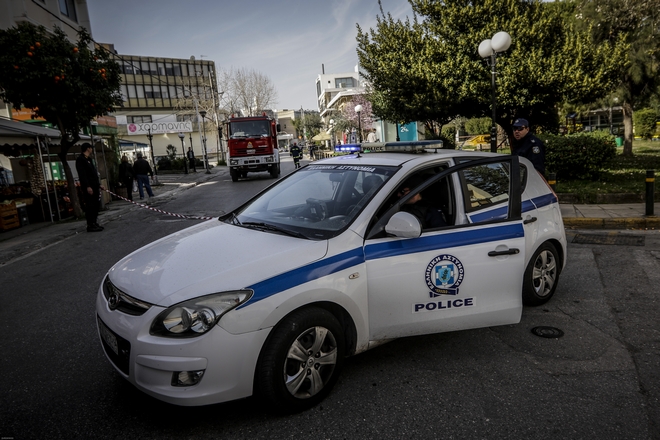 Ληστεία σε τράπεζα στη Λυκόβρυση – Μπήκαν με βαριοπούλες