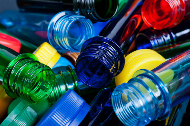 Βιομηχανίες πλαστικών: 80% κάτω οι πωλήσεις μας από το τέλος στις σακούλες – Έκλεισαν τρεις βιομηχανίες