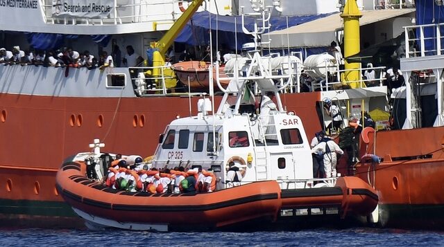 Αναχώρησαν για την Ισπανία το μπλοκαρισμένο Aquarius και άλλα δύο πλοία με 630 μετανάστες