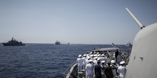 Το ΚΚΕ καταγγέλει ότι προσκλήθηκε βουλευτής της ΧΑ σε εκδήλωση του Πολεμικού Ναυτικού