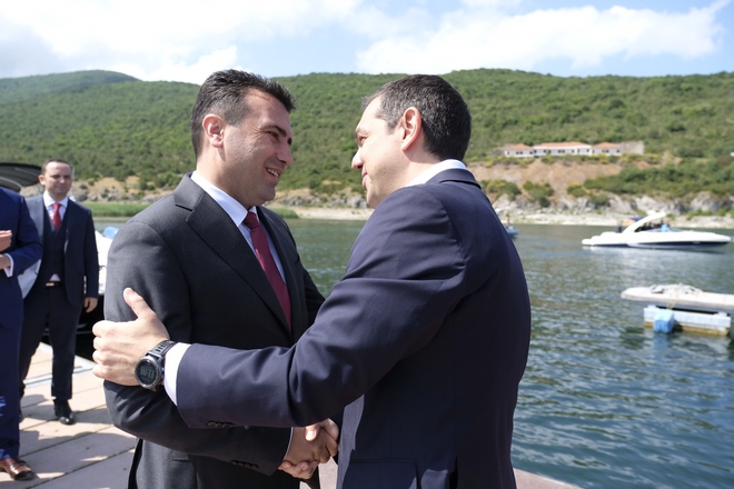 Ανταποκριτής FAZ: “Διπλωματικό αριστούργημα” η συμφωνία Ελλάδας – πΓΔΜ