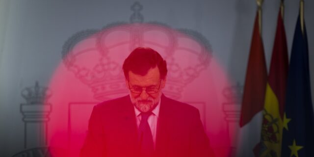 Το σκάνδαλο με τις μίζες και το μαύρο χρήμα που έριξε τον Ραχόι
