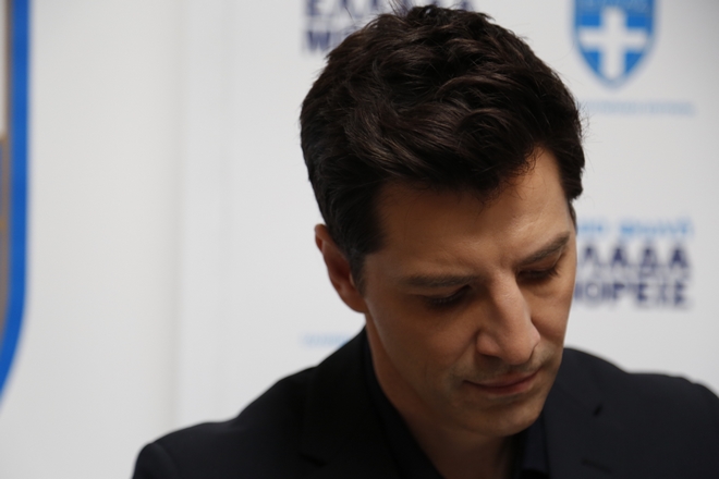 Σάκης Ρουβάς: “Σε όλες τις συνεργασίες μου έχω υπάρξει απόλυτα συνεπής”